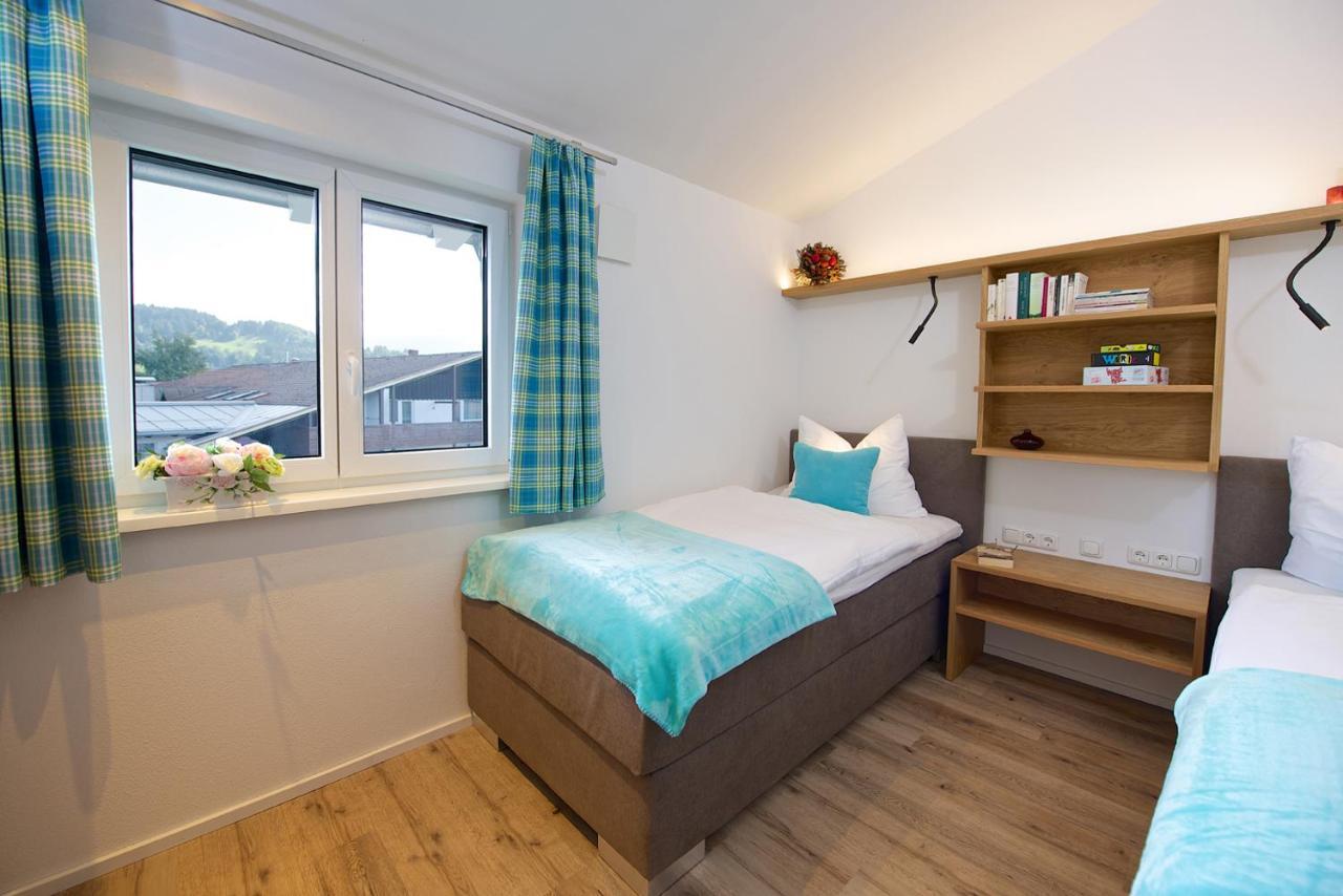 5 Sterne Ferienwohnung Hochgratblick Mit Schwimmbad Und Sauna Oberstaufen Buitenkant foto