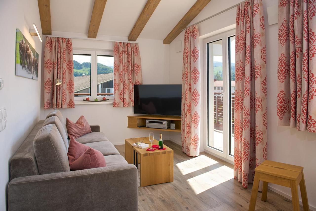 5 Sterne Ferienwohnung Hochgratblick Mit Schwimmbad Und Sauna Oberstaufen Buitenkant foto