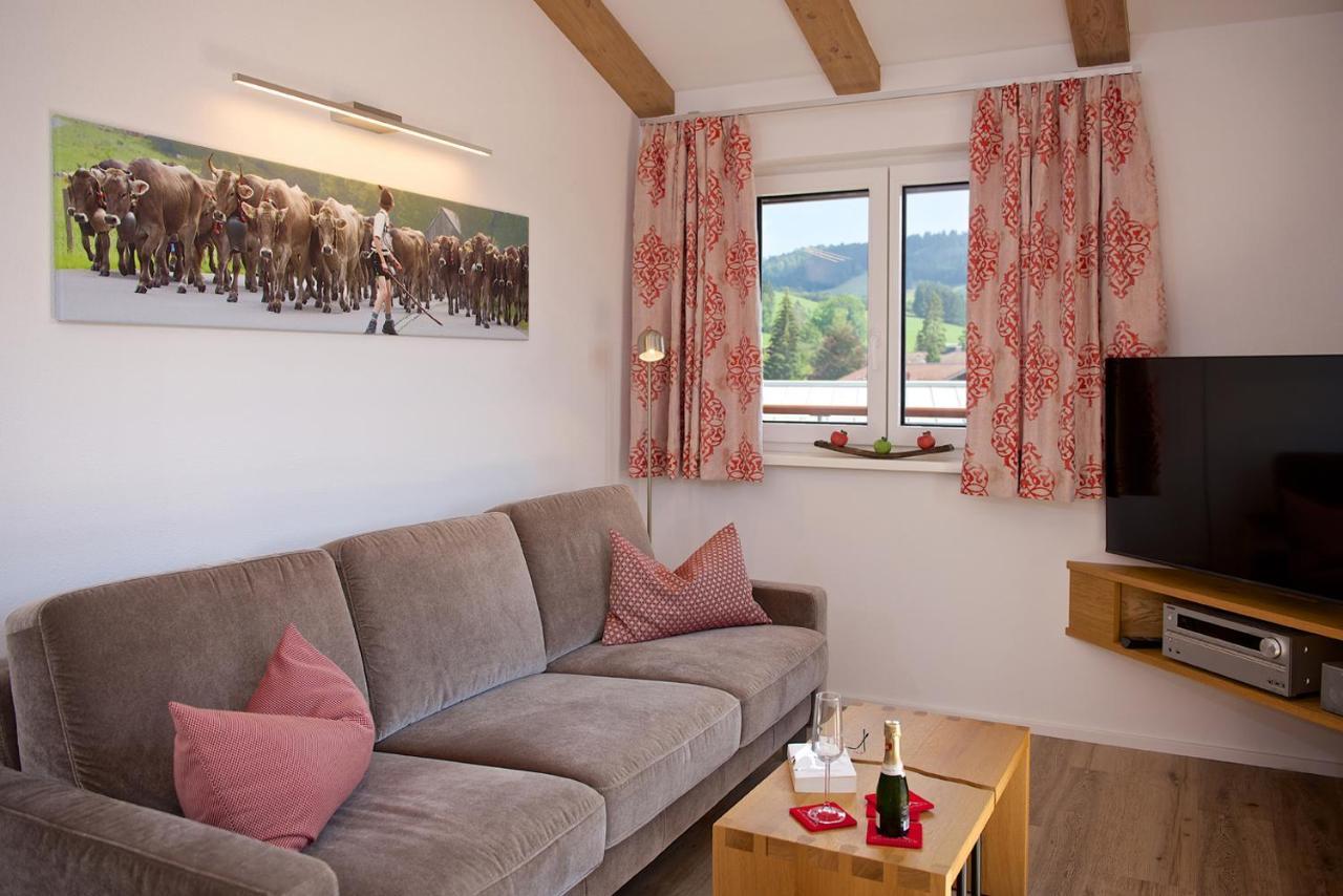 5 Sterne Ferienwohnung Hochgratblick Mit Schwimmbad Und Sauna Oberstaufen Buitenkant foto