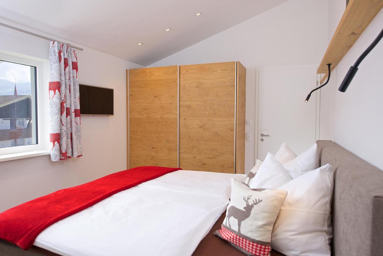 5 Sterne Ferienwohnung Hochgratblick Mit Schwimmbad Und Sauna Oberstaufen Buitenkant foto