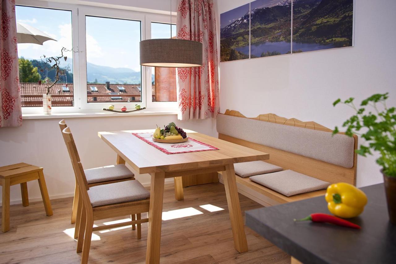 5 Sterne Ferienwohnung Hochgratblick Mit Schwimmbad Und Sauna Oberstaufen Buitenkant foto