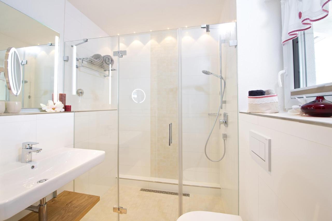 5 Sterne Ferienwohnung Hochgratblick Mit Schwimmbad Und Sauna Oberstaufen Buitenkant foto